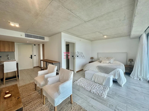 Venta- Surfside - Loft , Playa Brava , Punta Del Este Sap6036526