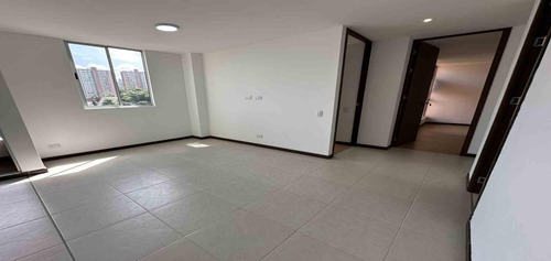 Apartamento En Arriendo Ubicado En Envigado Sector Loma Del Esmeraldal (27260).