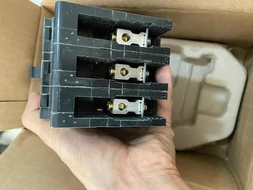 Interruptor Square D 3x15a Edb34015 Para Tablero Nf