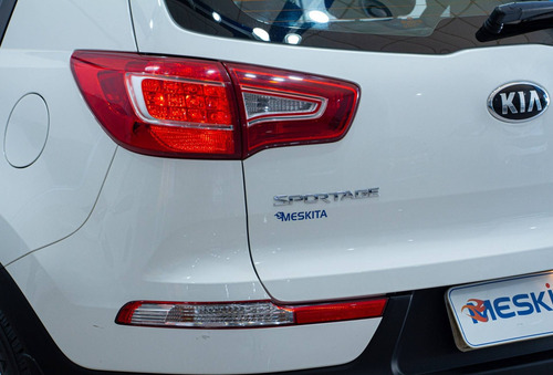 Imagem 14 de 15 de Kia Sportage 2.0 Lx 4x2 16v Flex 4p Automático