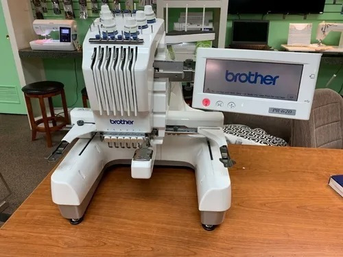 Imagen 2 de 6 de Brother Entrepreneur Pr650 Emáquina De Bordar De 6 Agujas