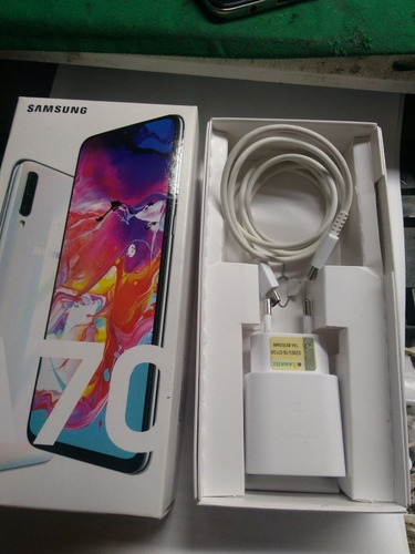 Celular Samsung Galaxy A70 A705mn 128gb 6gb Ram Tela 6.7 |