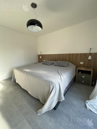 Casa En Venta 4 Amb En Barrio Cerrado Altos Del Sol