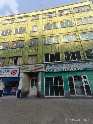 Cerca Xola Y Avenida Universidad