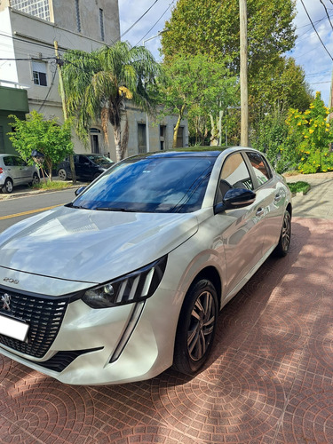 Peugeot 208 1.6 Feline Tiptronic