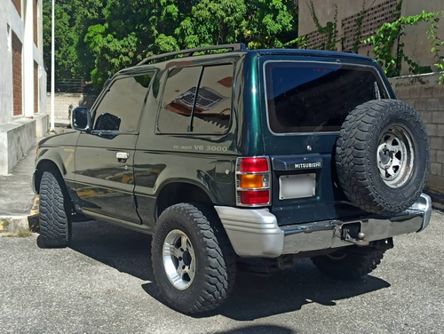 Imagen 4 de 6 de Mitsubishi Montero Dakar