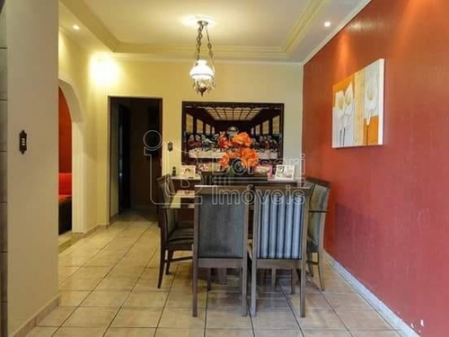 Imagem 4 de 6 de Venda De Casas / Padrão Na Cidade De Araraquara 8205