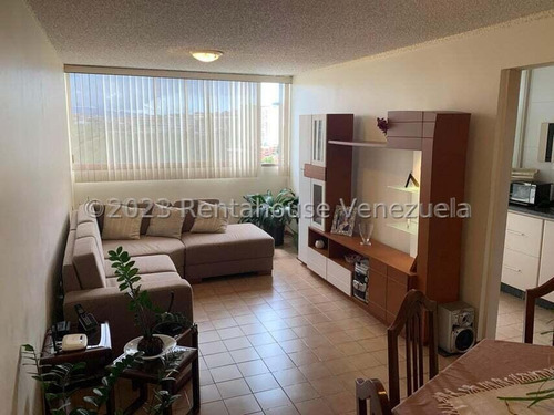 Acogedor Apartamento En Venta En La Bonita Con Areas Sociales Y Pozo De Agua / Hr23-24340