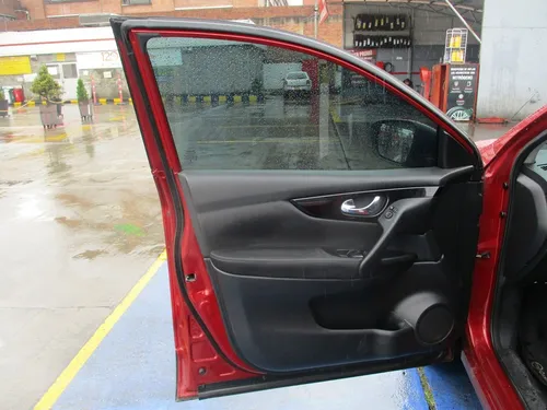 Nissan Qashqai 4x2 2000cc At Aa