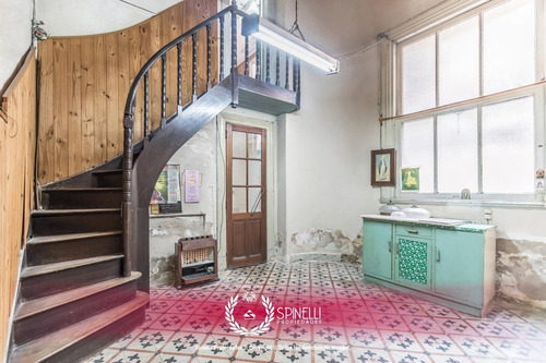 5amb C/dep · 211m² · Pb! 2 Patios! S/exp! Apto Prof! A Refacc! · Oportunidad!