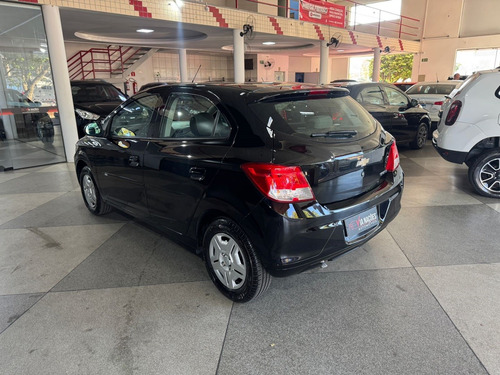Chevrolet Onix 1.0 MPFI LT 8V FLEX 4P MANUAL