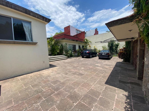 Imagen 14 de 15 de Venta De Casa En Cuernavaca, Exclusiva Zona, 7 Recamaras
