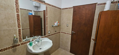 Venta Gran Casa En Cerro Austria Y Portugal