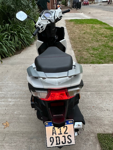 Scooter Honda New Élite Igual A Nueva Sin Detalles