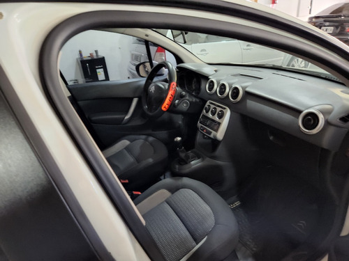 Imagen 17 de 23 de Citroen C3 1.5i 90 Origine Pack Ze 2013