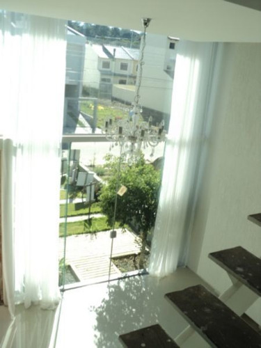 Casa Em Aberta Dos Morros Com 3 Dormitórios - Mi8665