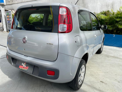 Fiat Uno Uno Vivace 1.0 8V (Flex) 2p