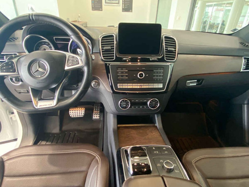 Imagen 10 de 15 de Mercedes-benz Clase Gle 2018 5p Gle Amg 63 V8/5.4/t Aut