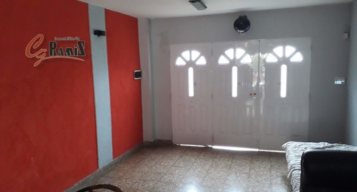 Imagen 10 de 21 de Casa Venta Lote Terreno 497m2 Treinta Y Tres 700 Ituzaingo