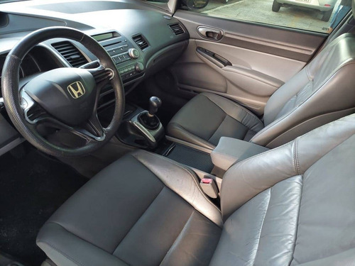 Imagem 12 de 13 de Honda Civic 1.8 Lxs 16v Flex 4p Manual