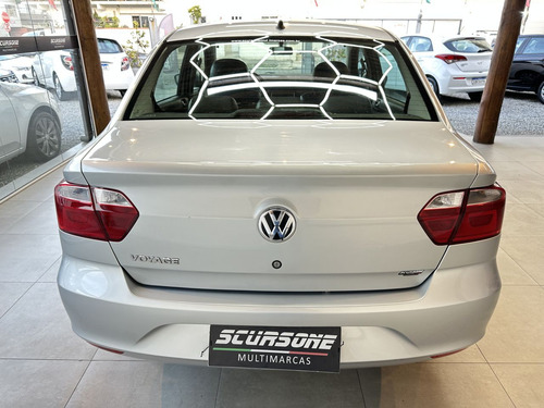 Volkswagen Voyage VOYAGE 1.6 MSI Flex 8V 4p