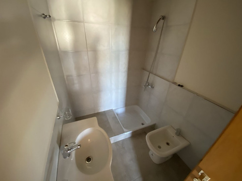 Imagen 10 de 17 de Venta Departamento 2 Dormitorios En Centro De Bariloche