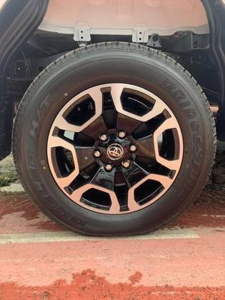 Imagem 6 de 9 de Toyota Hilux 2.8 D-4d Turbo Diesel Cd Srv 4x4 Automático