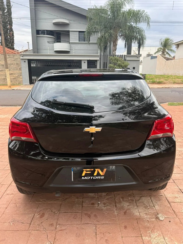 Chevrolet Onix 1.4 MPFI LTZ 8V FLEX 4P MANUAL