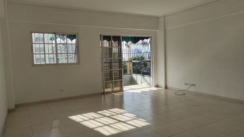 Imagen 9 de 16 de Apartamento En Alquiler En Evaristo Morales!