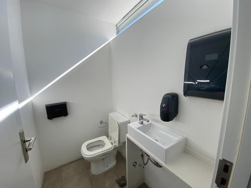 Imagen 22 de 30 de Oficina En Venta Saavedra, Semipiso Planta Libre 230m2 Dos Cocheras Mas Baulera Doble