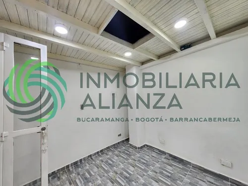 Local En Arriendo En Centro. Cod A16866