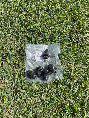 Tuerca De Rin Esparrago Toyota Burbuja Vx 2000 2007 Original