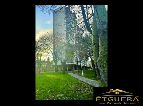 Venta De Departamento 4 Ambientes Con Jardin Comun