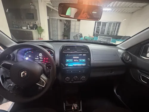 Renault Kwid 1.0 Intens