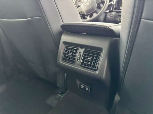 Toyota Camry 2.5 Hev Xle