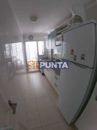 Imagen 9 de 23 de Torre Con Servicios