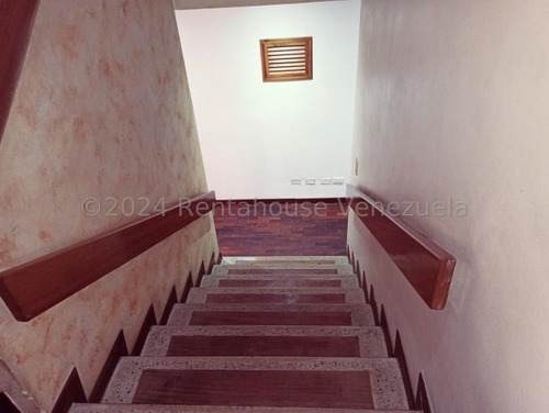 Jg Cod Flex 25-20890 Se Vende Bella Actualizada Y Espaciosa Casa De 400 Mts En San Bernardino Negociable