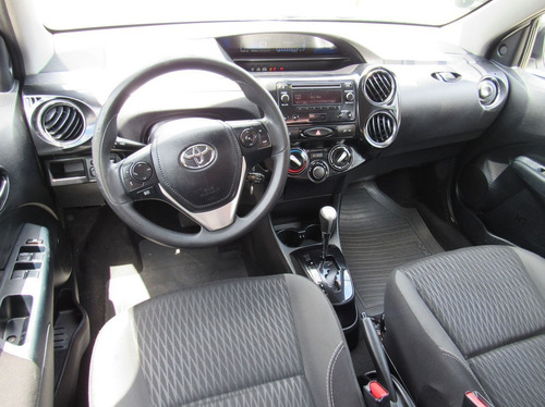 Imagem 5 de 20 de Toyota Etios 1.5 Xs Sedan 16v