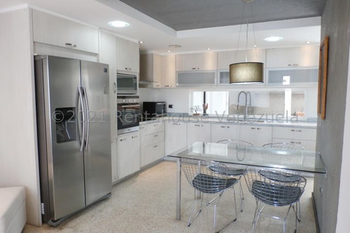 Imagen 4 de 14 de Venta De Casa Amoblada A Orilla Del Lago