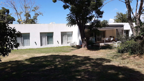 Casa  En Venta En San Matias, Escobar, G.b.a. Zona Norte