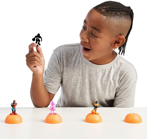 Space Jam 4- Pack Fig Lebron James Duck Pato Lola Bunny