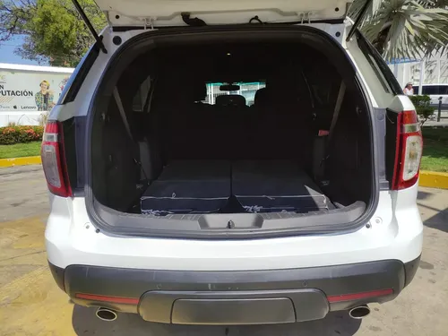 Ford Explorer Xlt