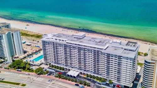 Imagen 14 de 14 de Hermoso 2 Dorm- Pavilion- Collins Ave Y 56 St. Midbeach