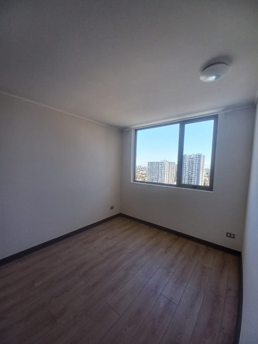 Metro Lo Ovalle Departamento En Arriendo 2d+2b Codxy101408