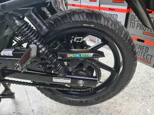 Bajaj Pulsar 180 Fi 2023