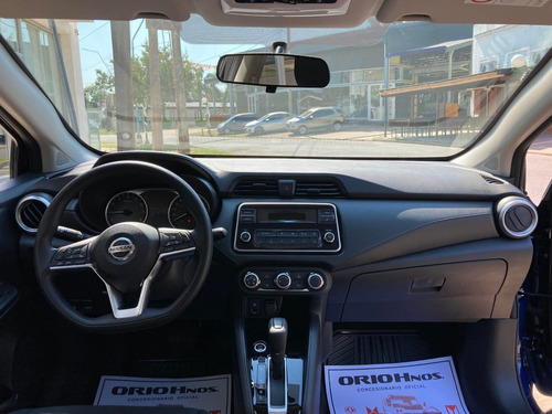 Imagen 10 de 10 de Nissan Versa 1.6 16v Sense Cvt 0km My2022 Azul Metalizado