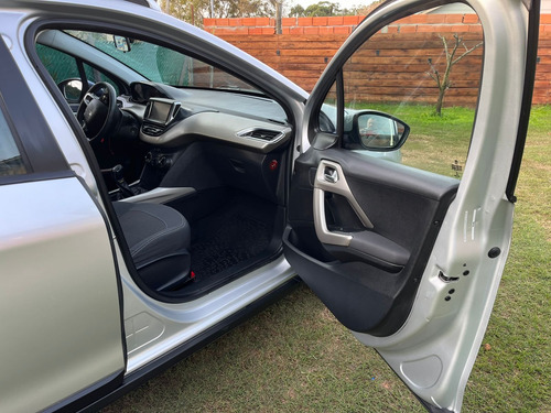 Peugeot 2008 1.6 Allure
