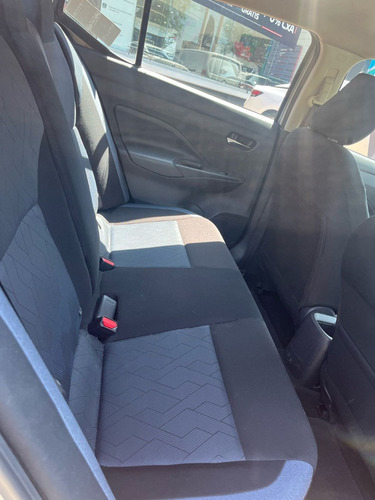 Nissan Versa 1.6 Advance Mt