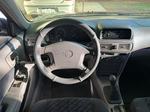 Toyota Corolla 1.8 Xei