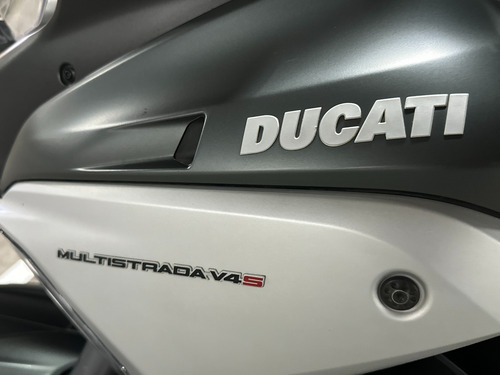 Ducati Multistrada V4 S 1200cc 14,000 Km Año:2022